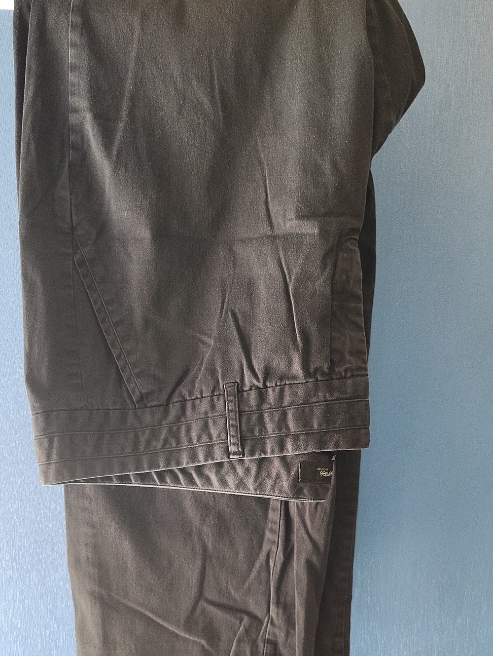 Daisy Fuentes Men's Black Chinos